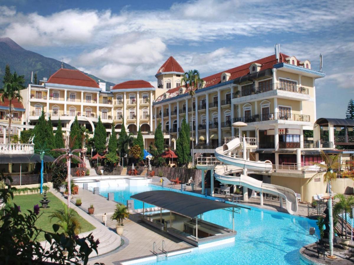 Oyo 395 Tretes Raya Hotel Prigen Exterior foto